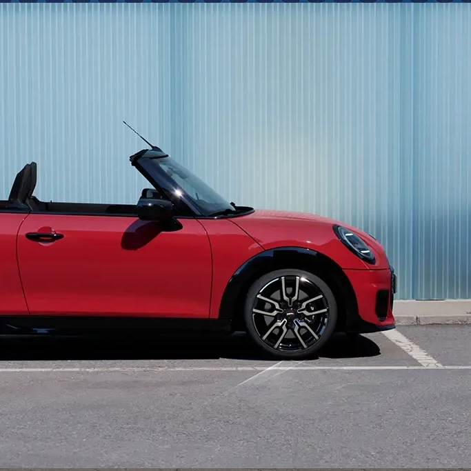 MINI Cooper Cabrio décapoté vue profil